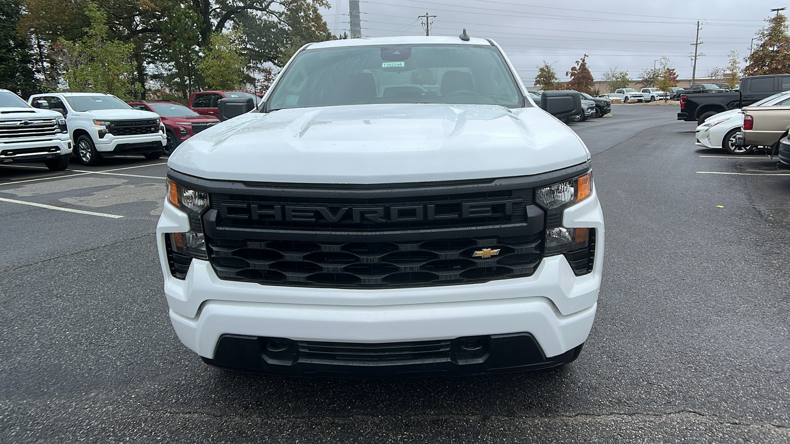 2025 Chevrolet Silverado 1500 Custom 2