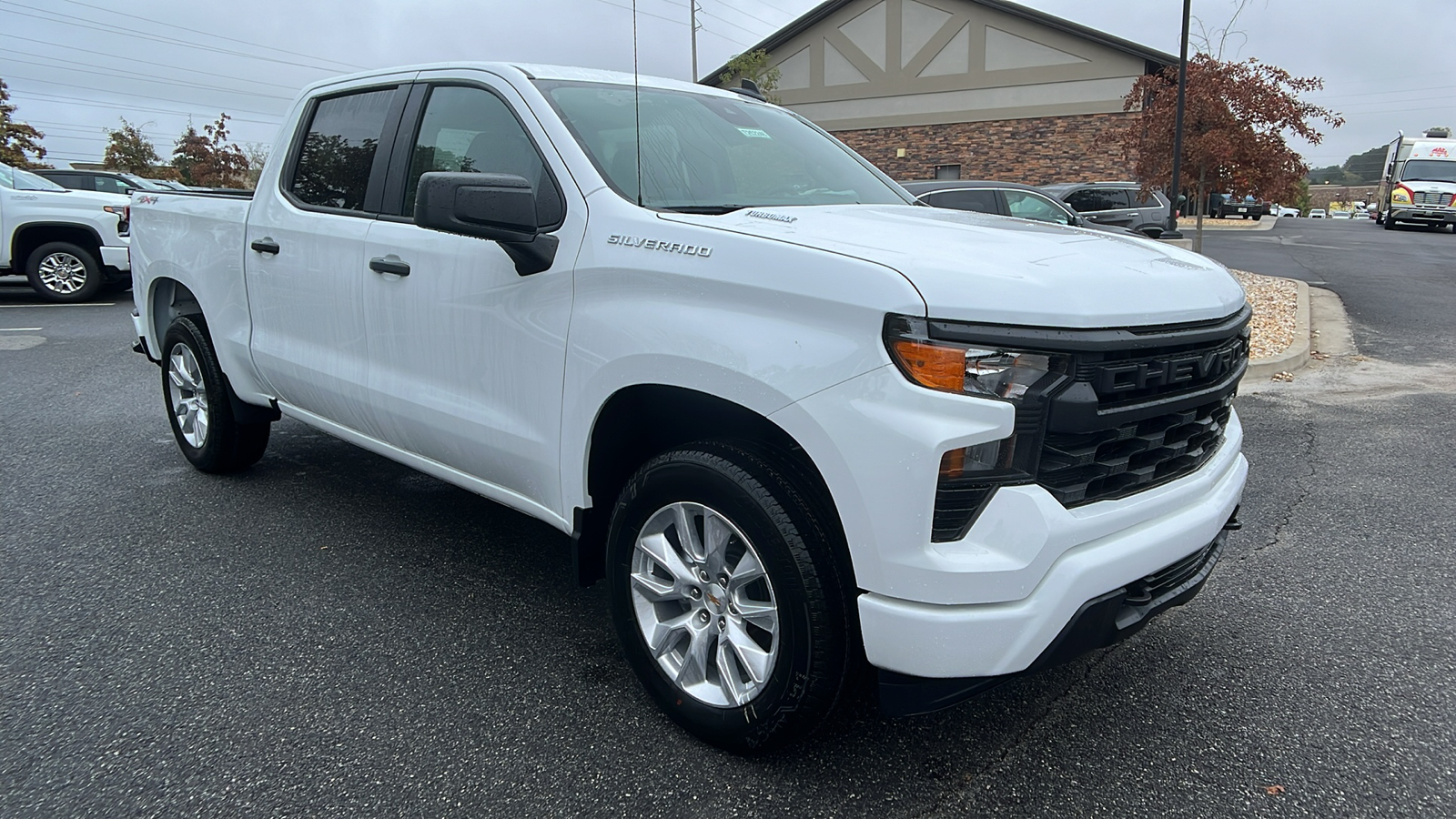 2025 Chevrolet Silverado 1500 Custom 3