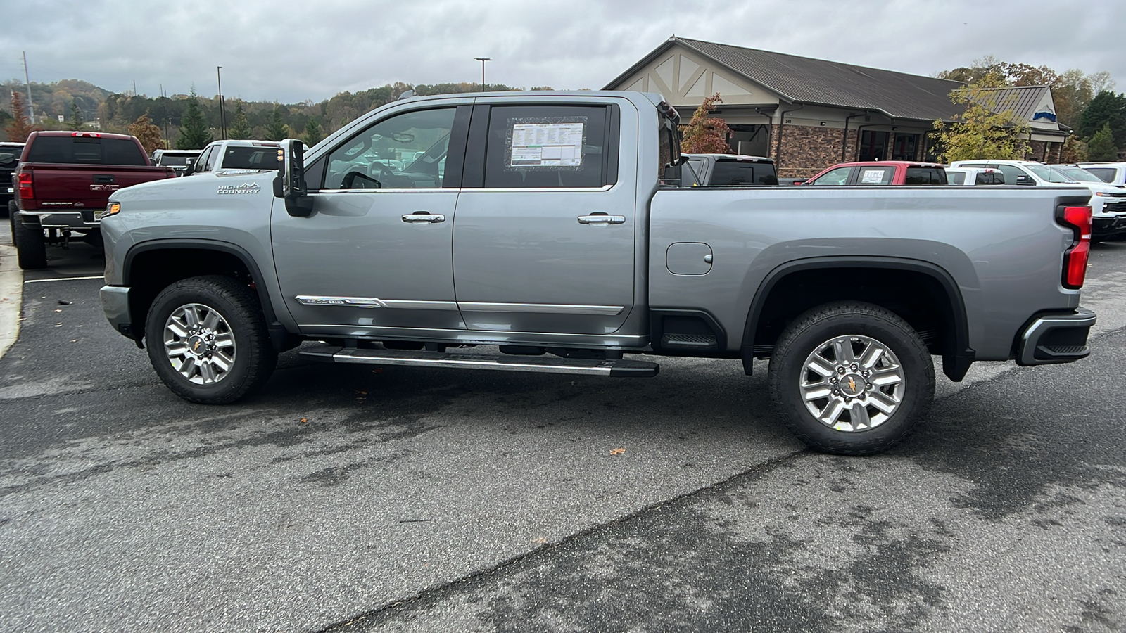 2025 Chevrolet Silverado 2500HD High Country 9