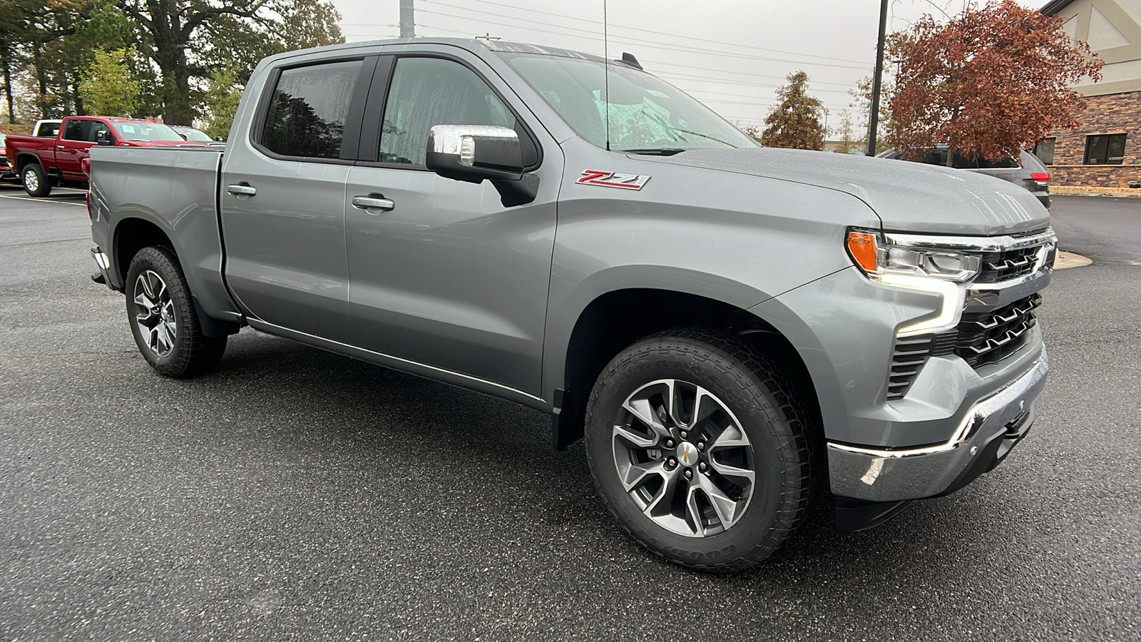 2025 Chevrolet Silverado 1500 LT 4