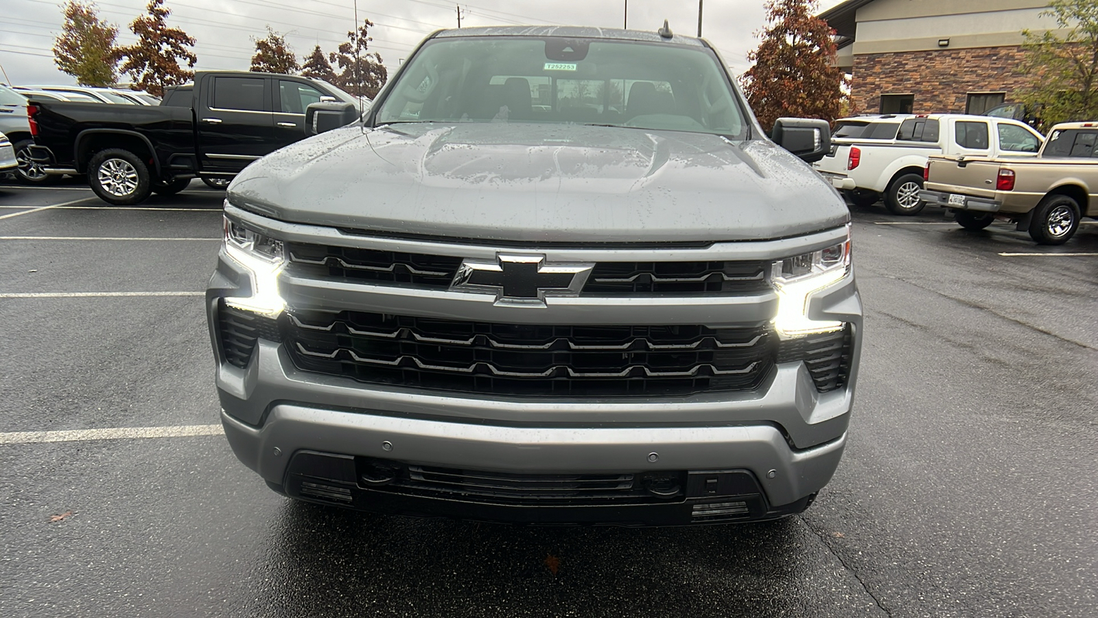 2025 Chevrolet Silverado 1500 RST 3