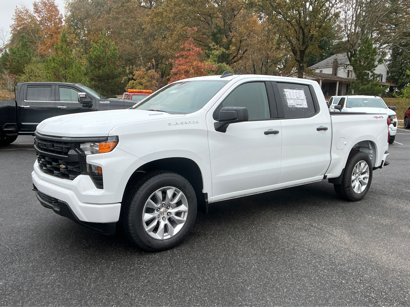 2025 Chevrolet Silverado 1500 Custom 1