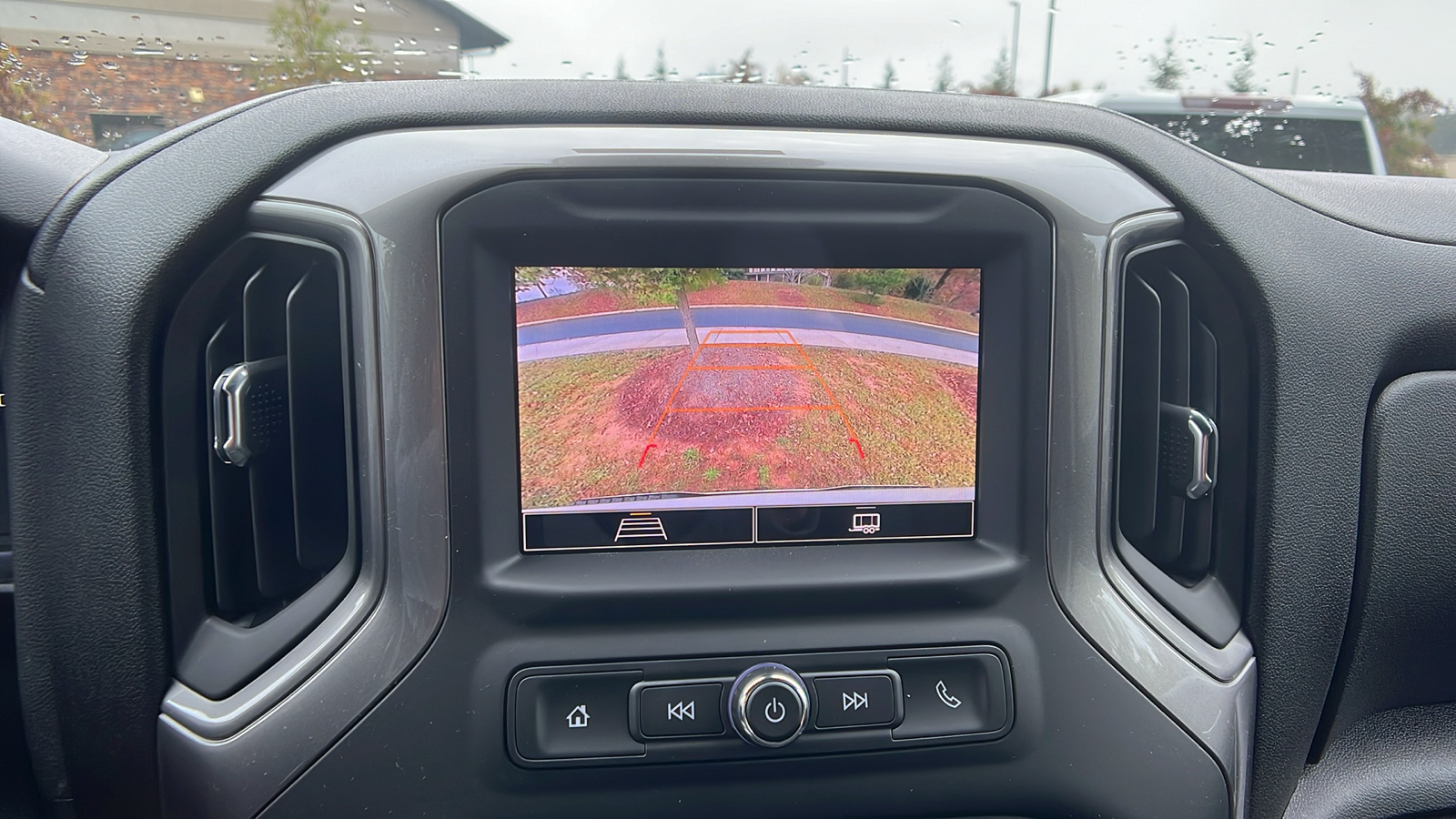 2025 Chevrolet Silverado 1500 Custom 20