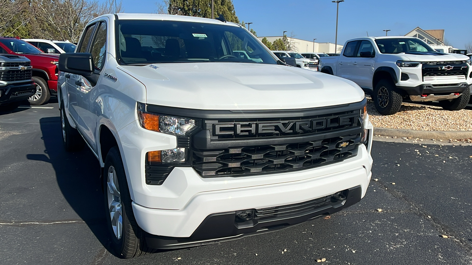 2025 Chevrolet Silverado 1500 Custom 3