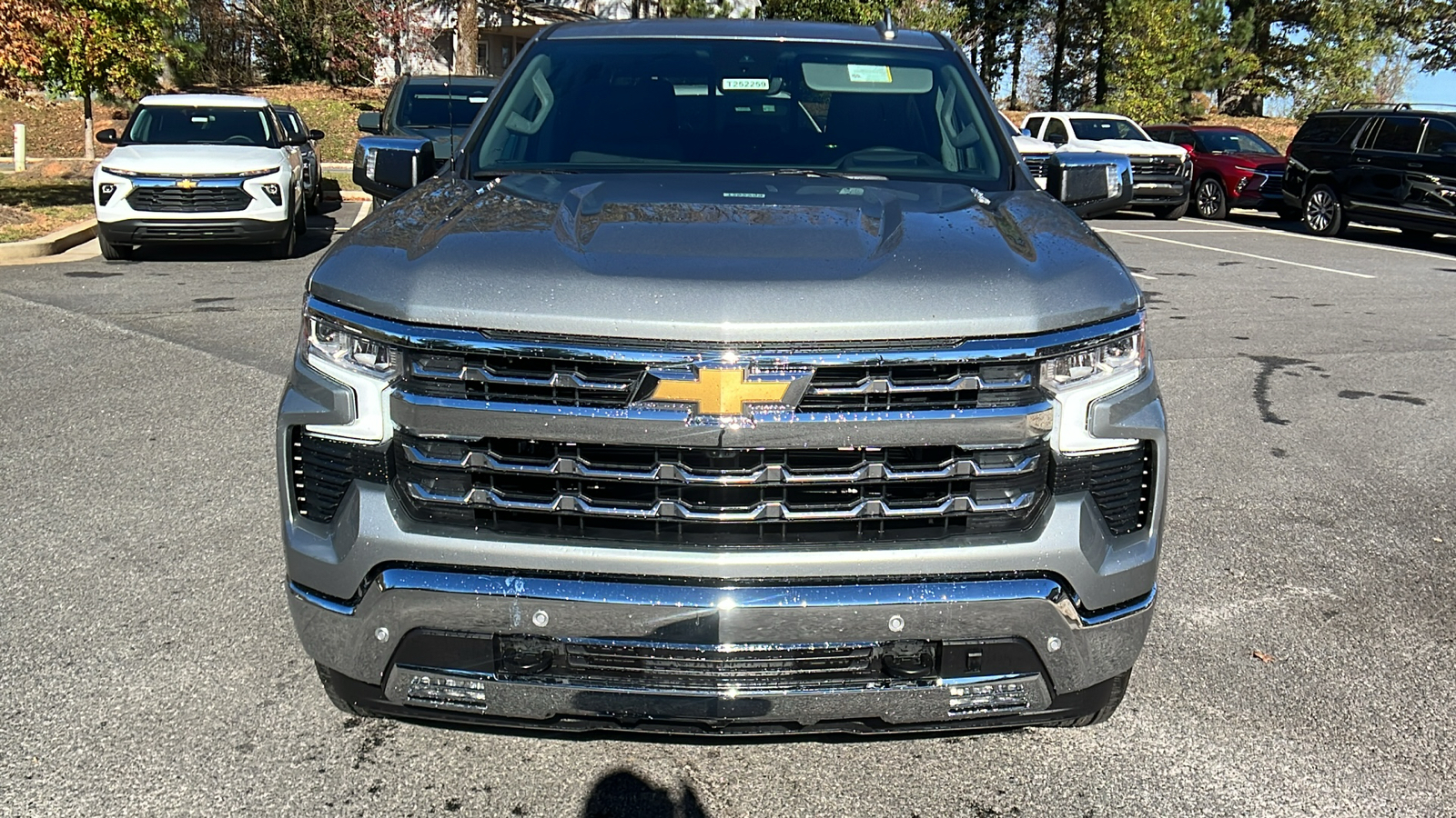 2025 Chevrolet Silverado 1500 LTZ 3