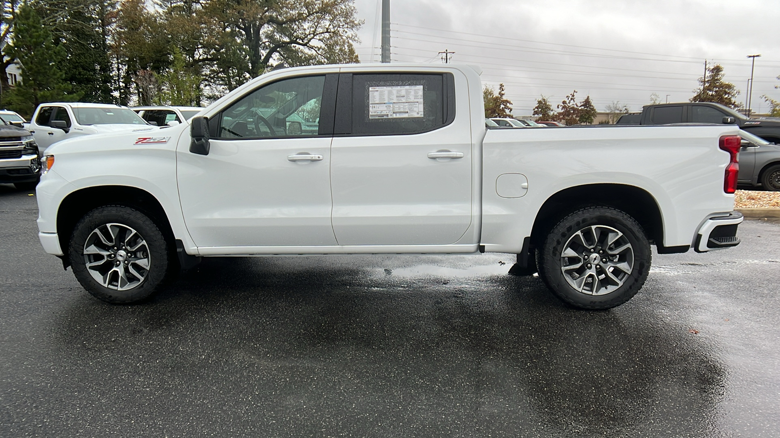 2025 Chevrolet Silverado 1500 RST 8