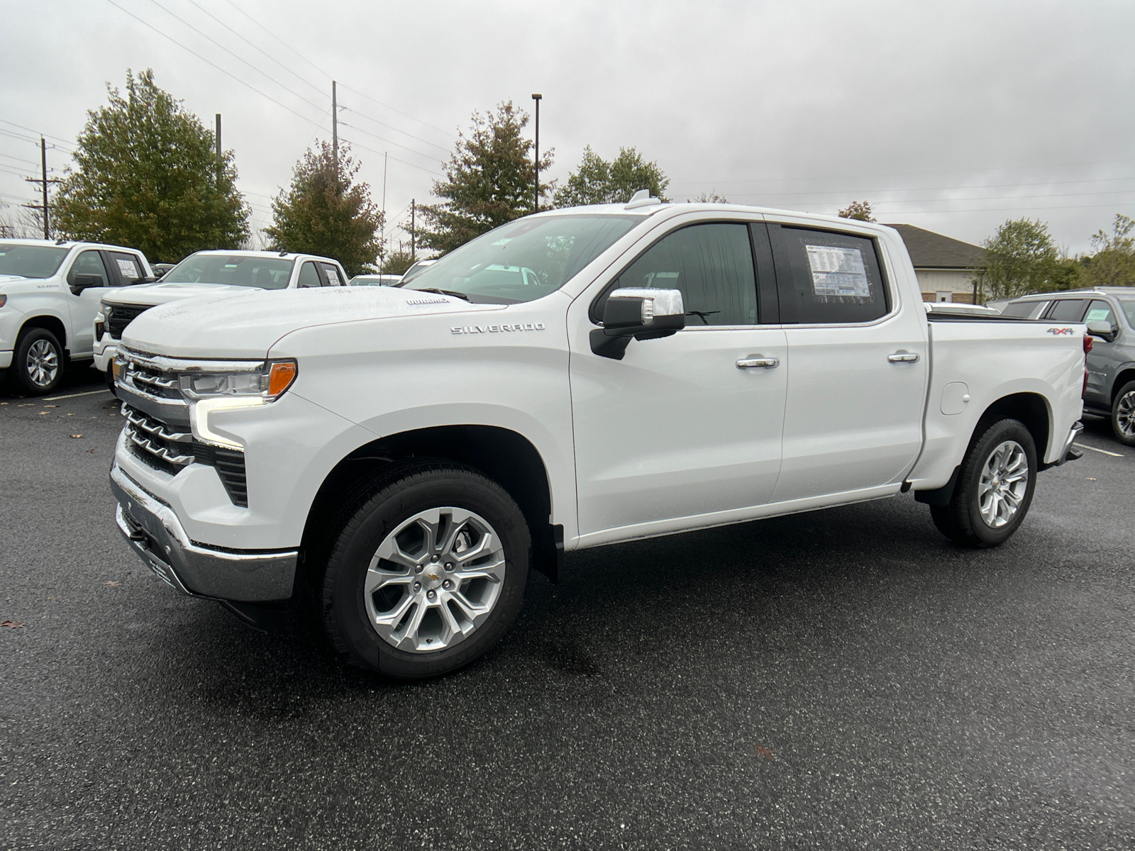 2025 Chevrolet Silverado 1500 LTZ 1