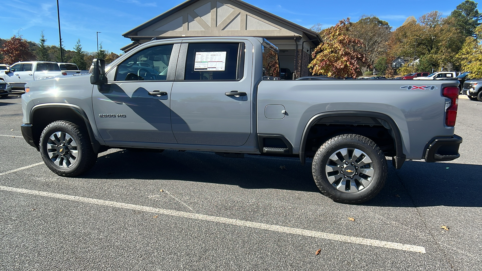 2025 Chevrolet Silverado 2500HD Custom 8