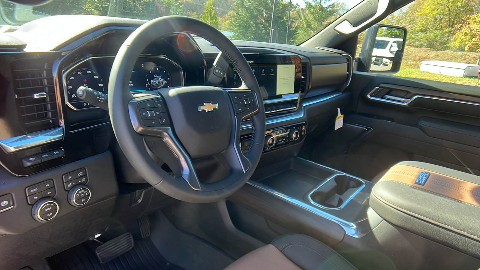 2025 Chevrolet Silverado 3500HD High Country 16