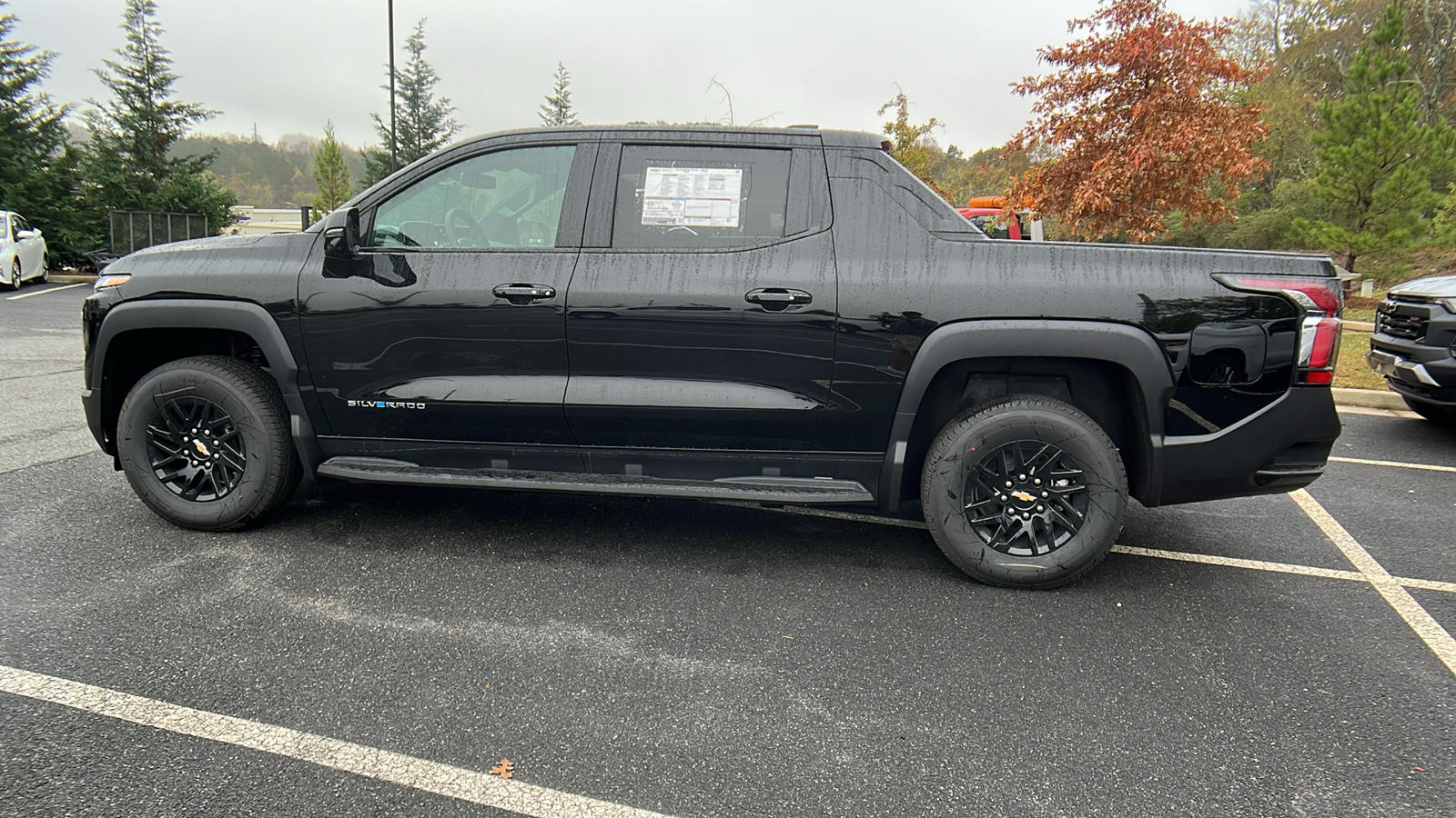 2025 Chevrolet Silverado EV LT 8