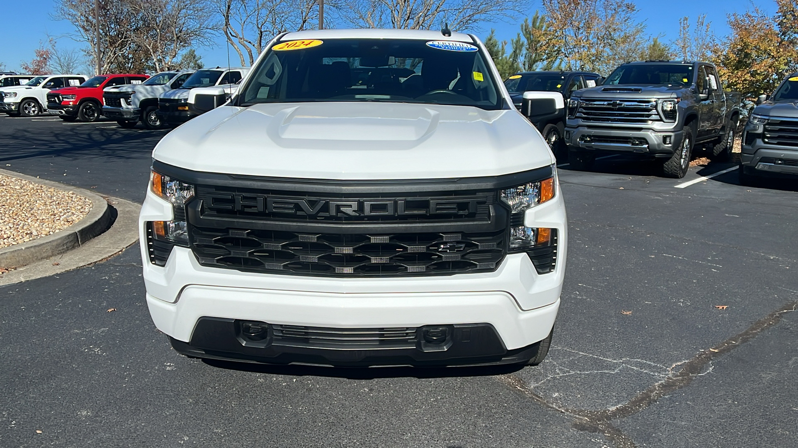 2024 Chevrolet Silverado 1500 Custom 3