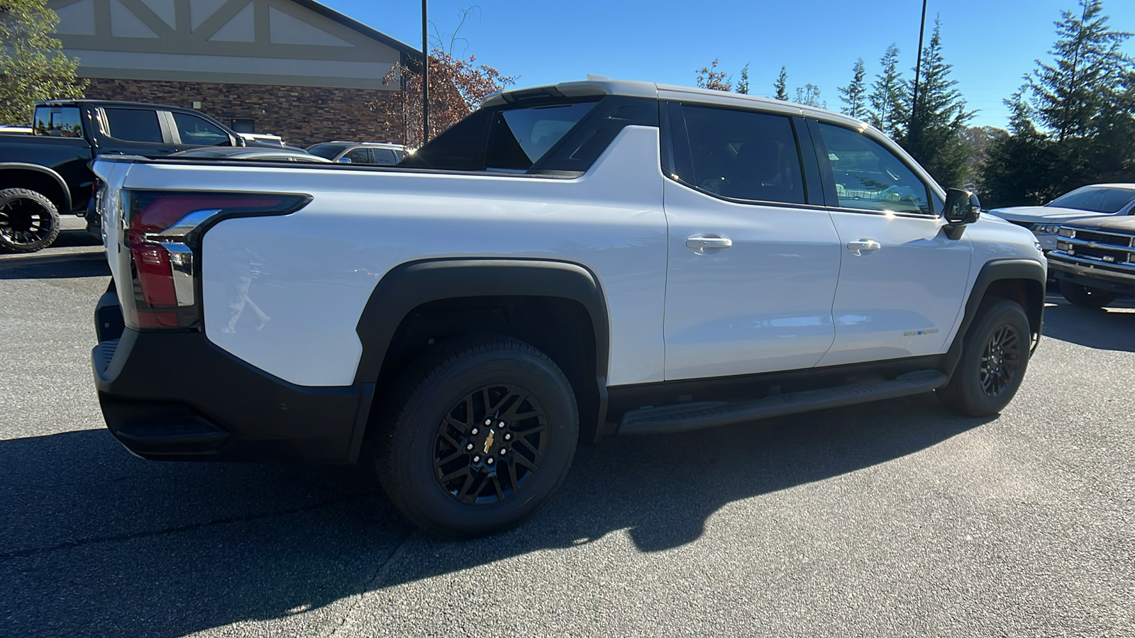 2025 Chevrolet Silverado EV LT 5