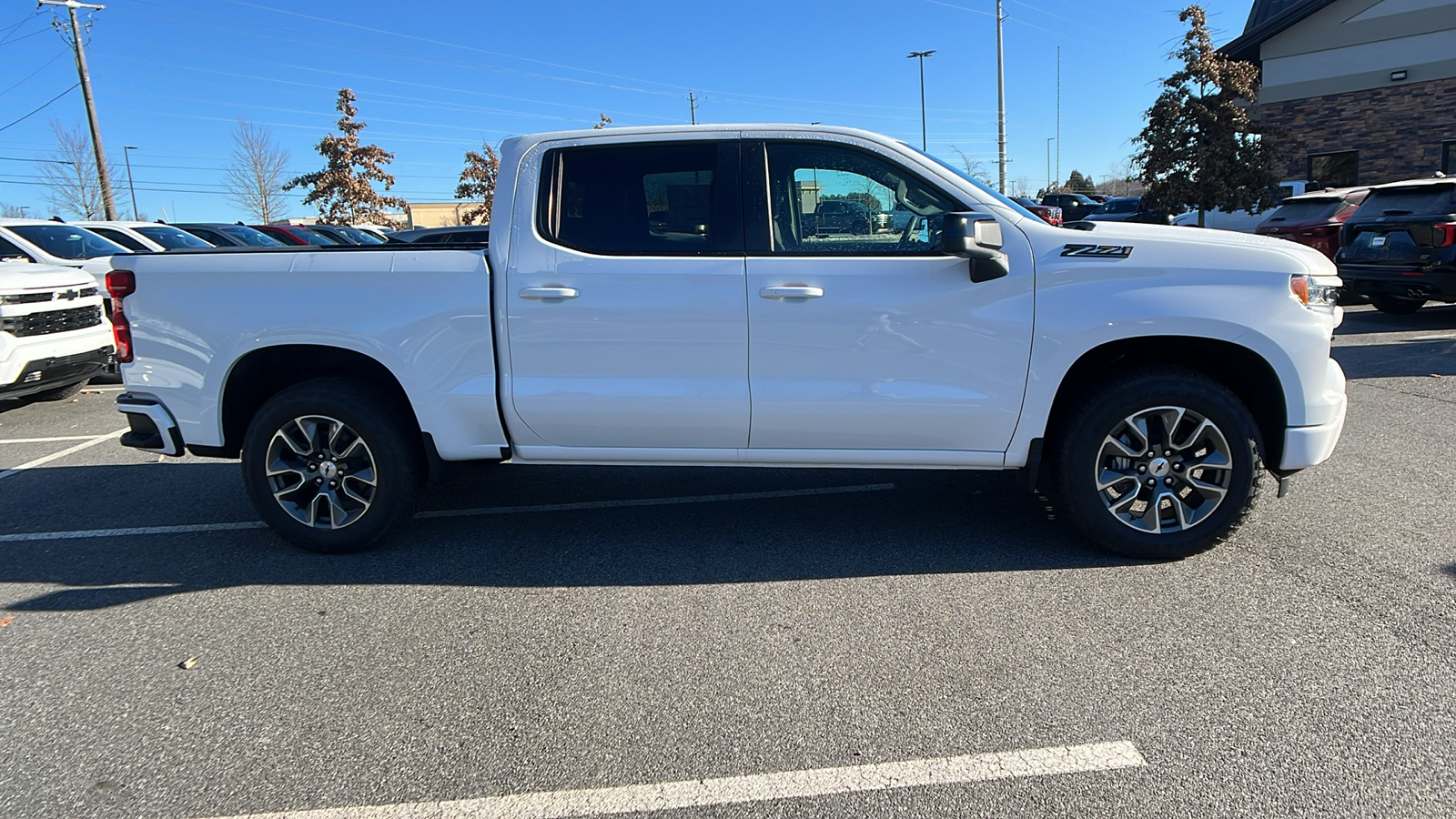 2025 Chevrolet Silverado 1500 RST 4