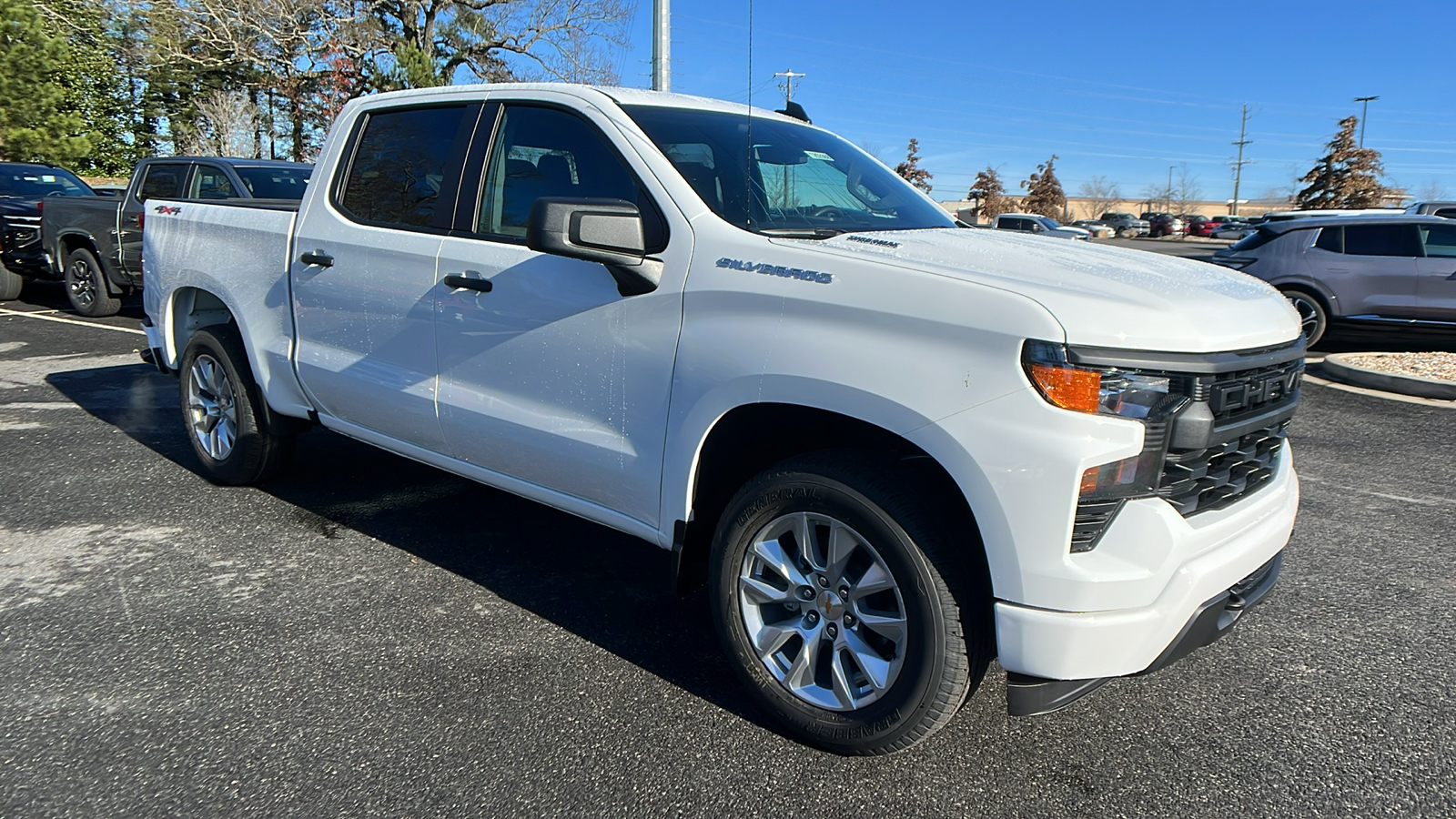 2025 Chevrolet Silverado 1500 Custom 3