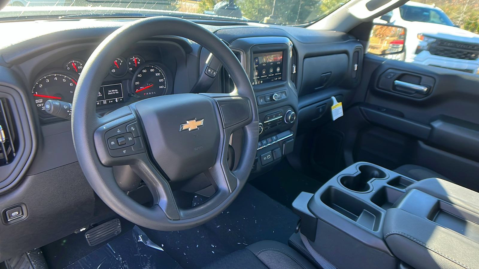 2025 Chevrolet Silverado 1500 Custom 15