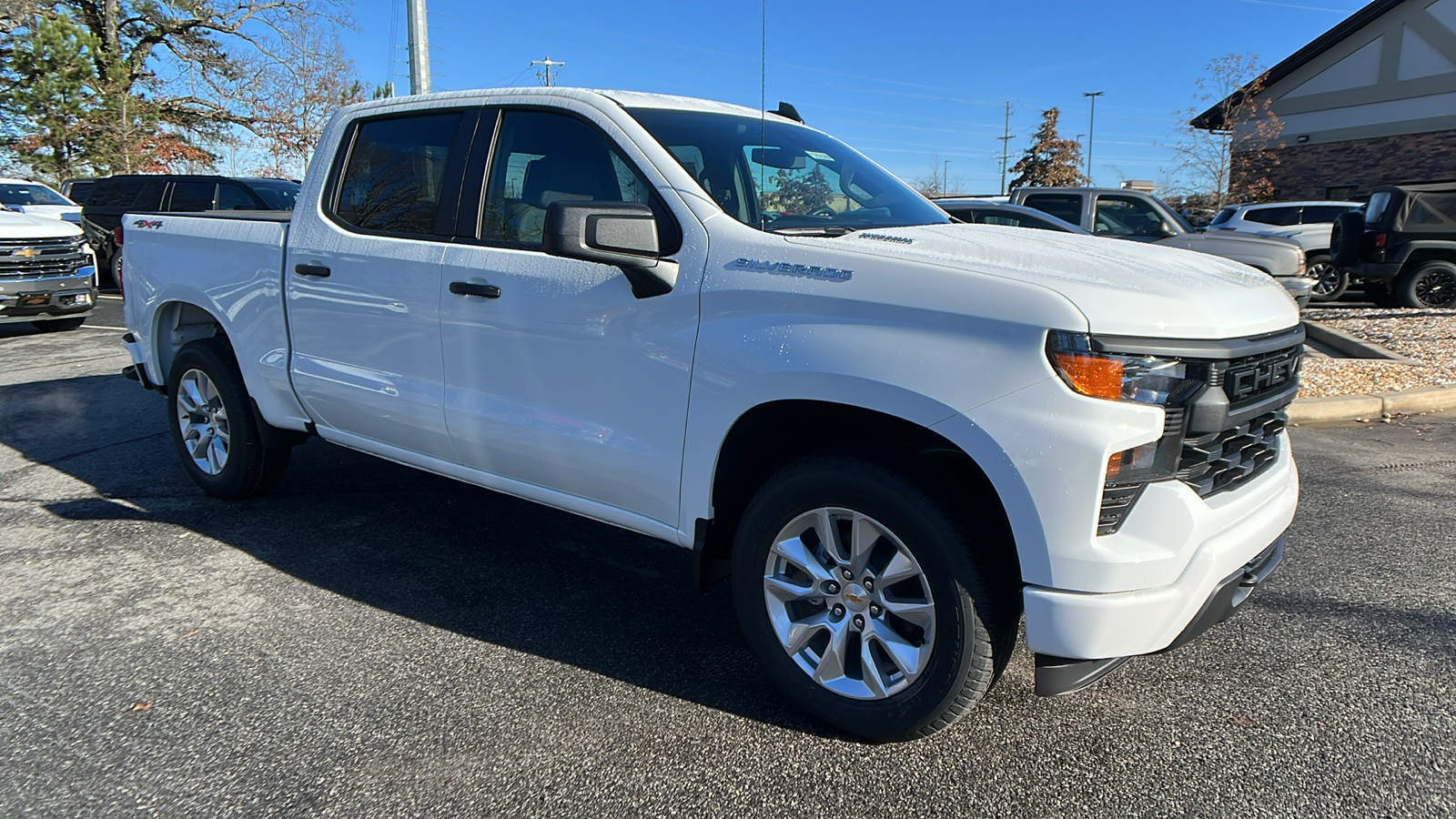 2025 Chevrolet Silverado 1500 Custom 3