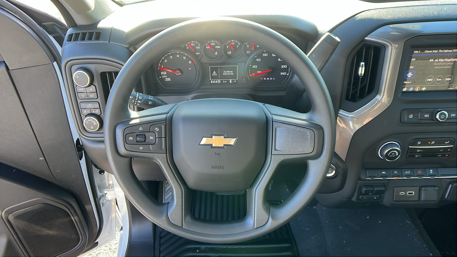 2025 Chevrolet Silverado 1500 Custom 23