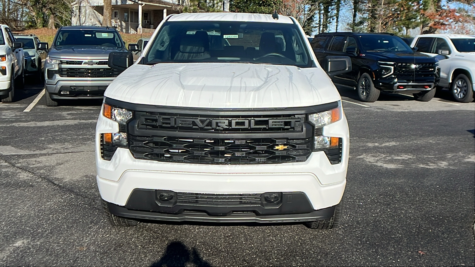 2025 Chevrolet Silverado 1500 Custom 2