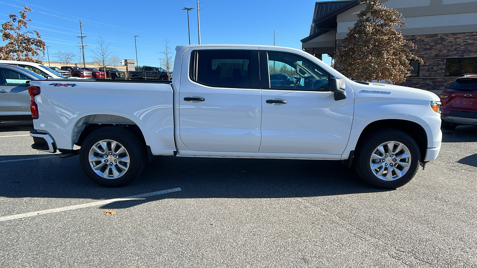 2025 Chevrolet Silverado 1500 Custom 4