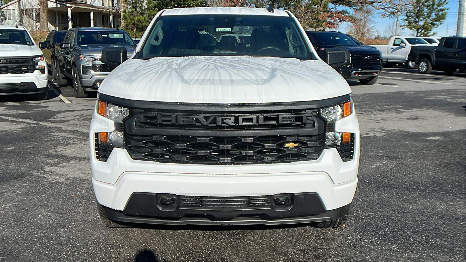 2025 Chevrolet Silverado 1500 Custom 2