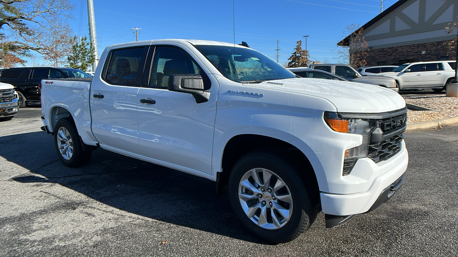 2025 Chevrolet Silverado 1500 Custom 3