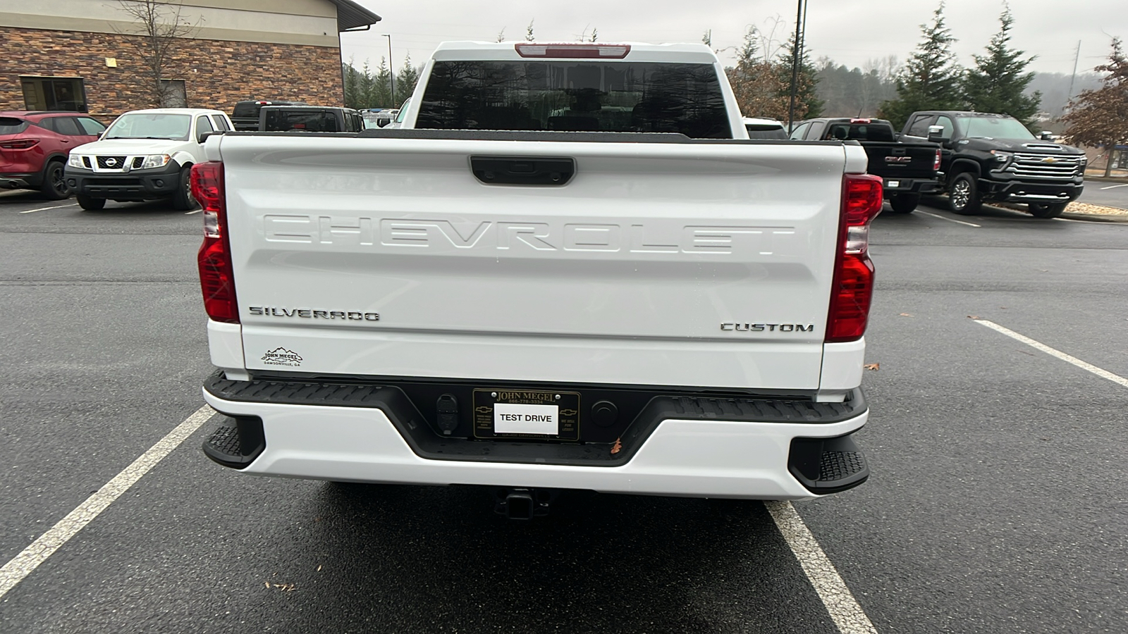 2025 Chevrolet Silverado 1500 Custom 6