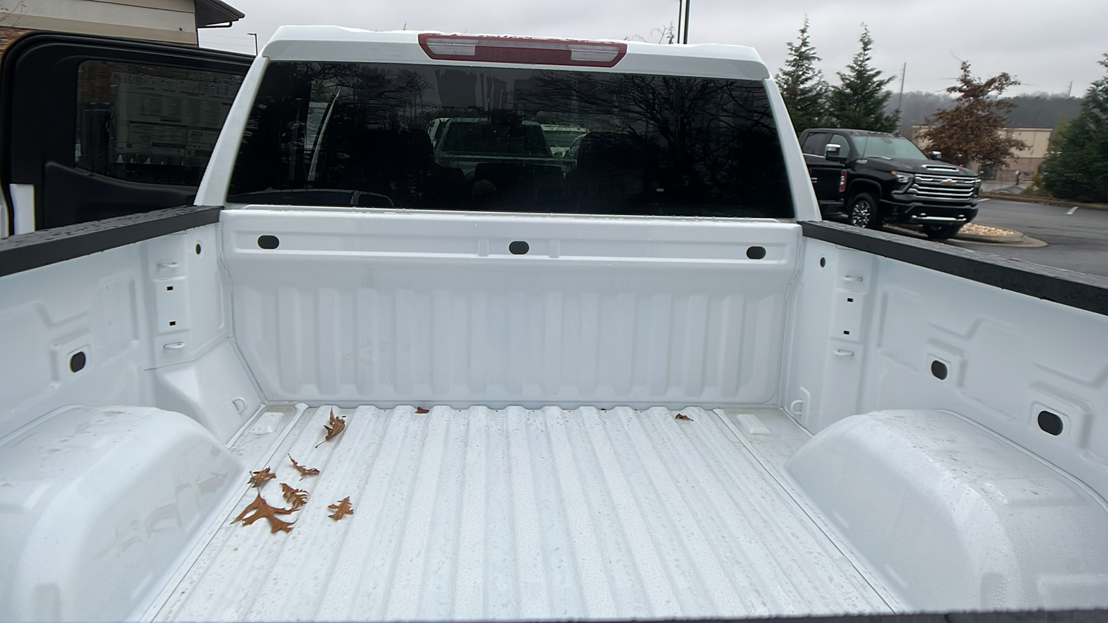 2025 Chevrolet Silverado 1500 Custom 10