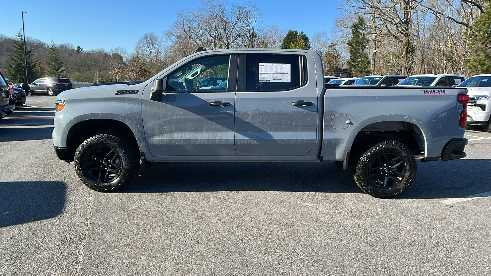 2025 Chevrolet Silverado 1500 Custom Trail Boss 8