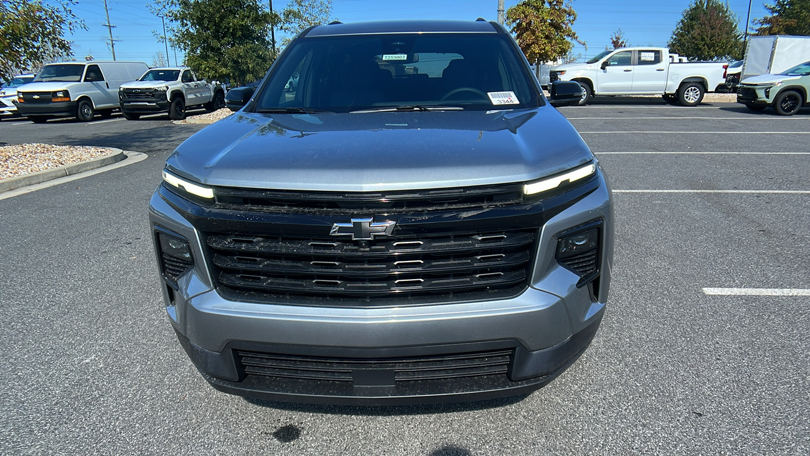 2025 Chevrolet Traverse FWD LT 3