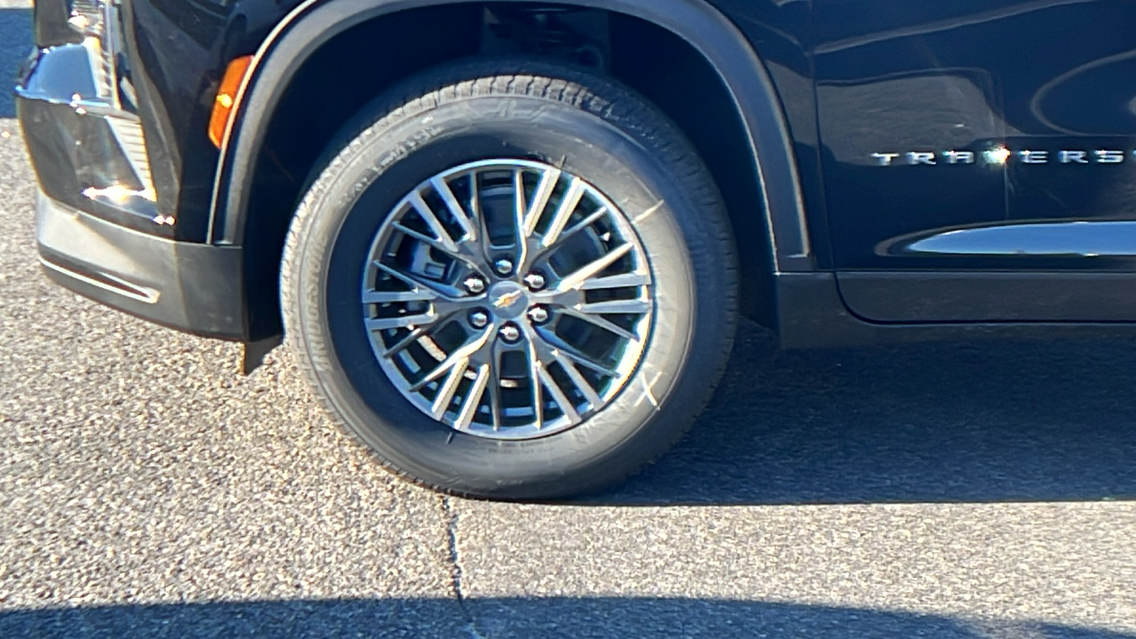 2025 Chevrolet Traverse FWD LT 9