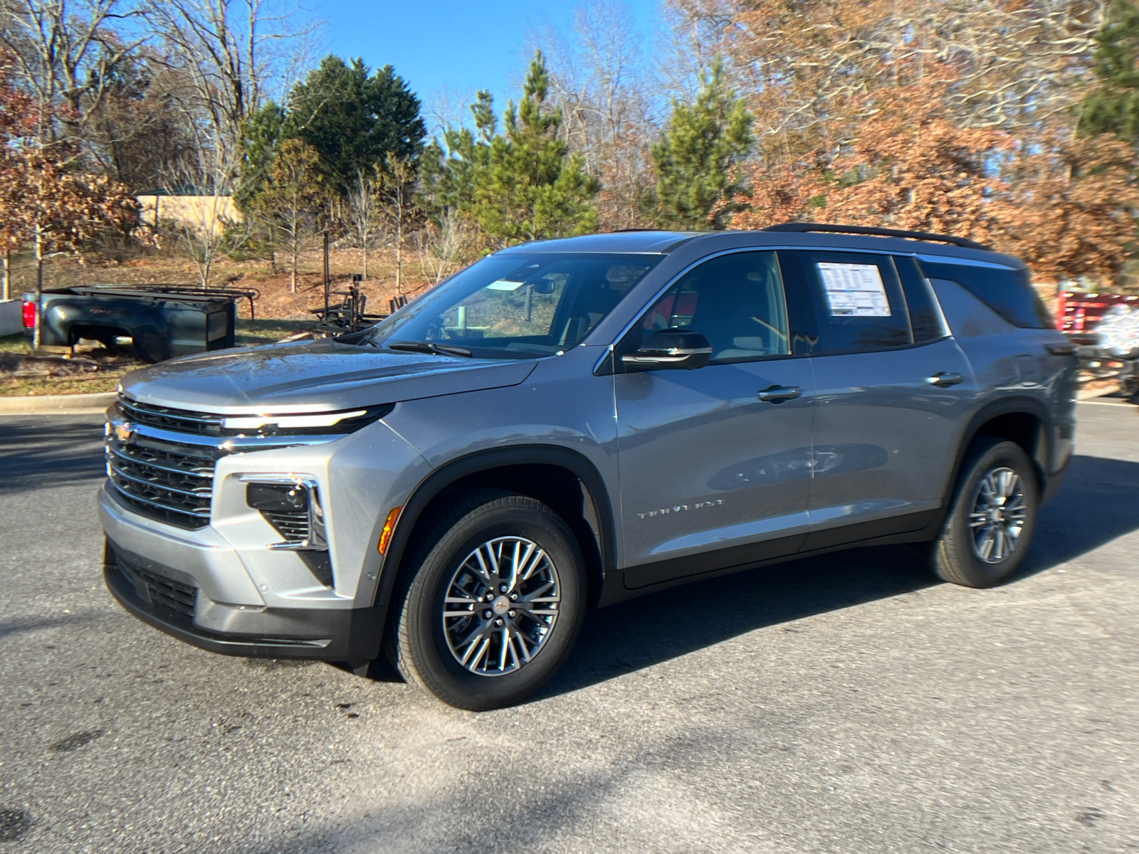 2025 Chevrolet Traverse FWD LT 1