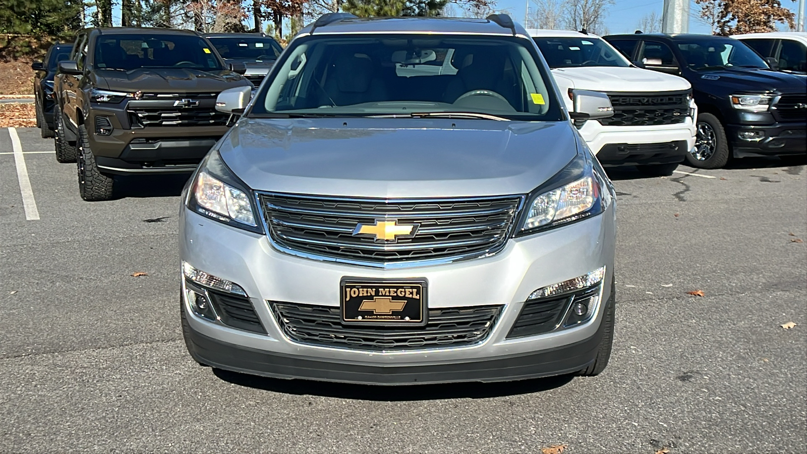 2017 Chevrolet Traverse LT 3