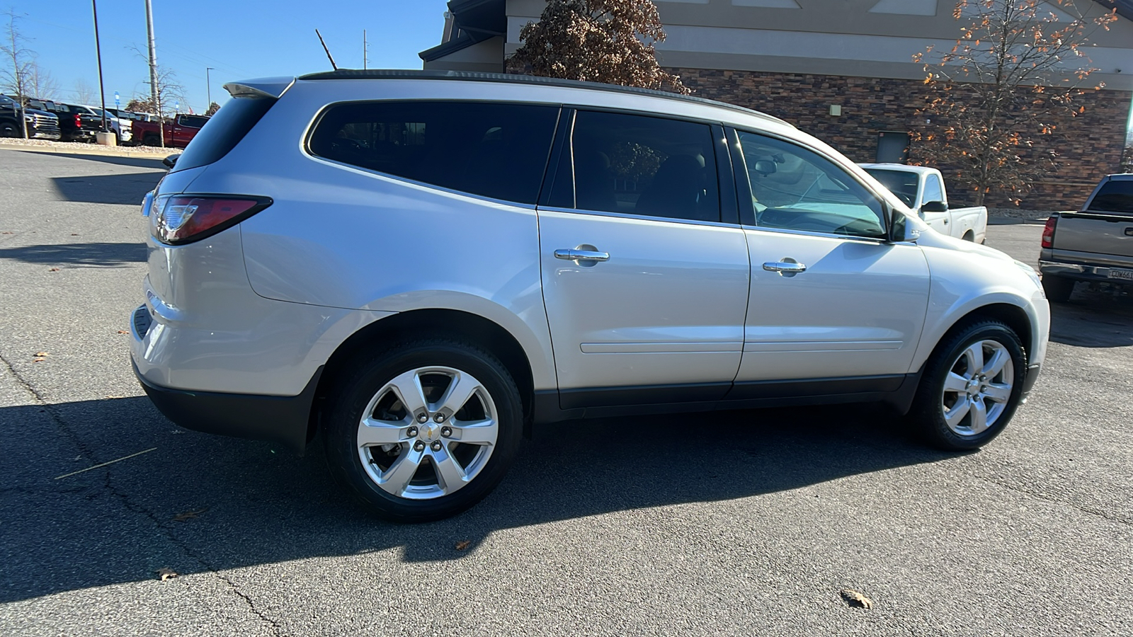 2017 Chevrolet Traverse LT 6