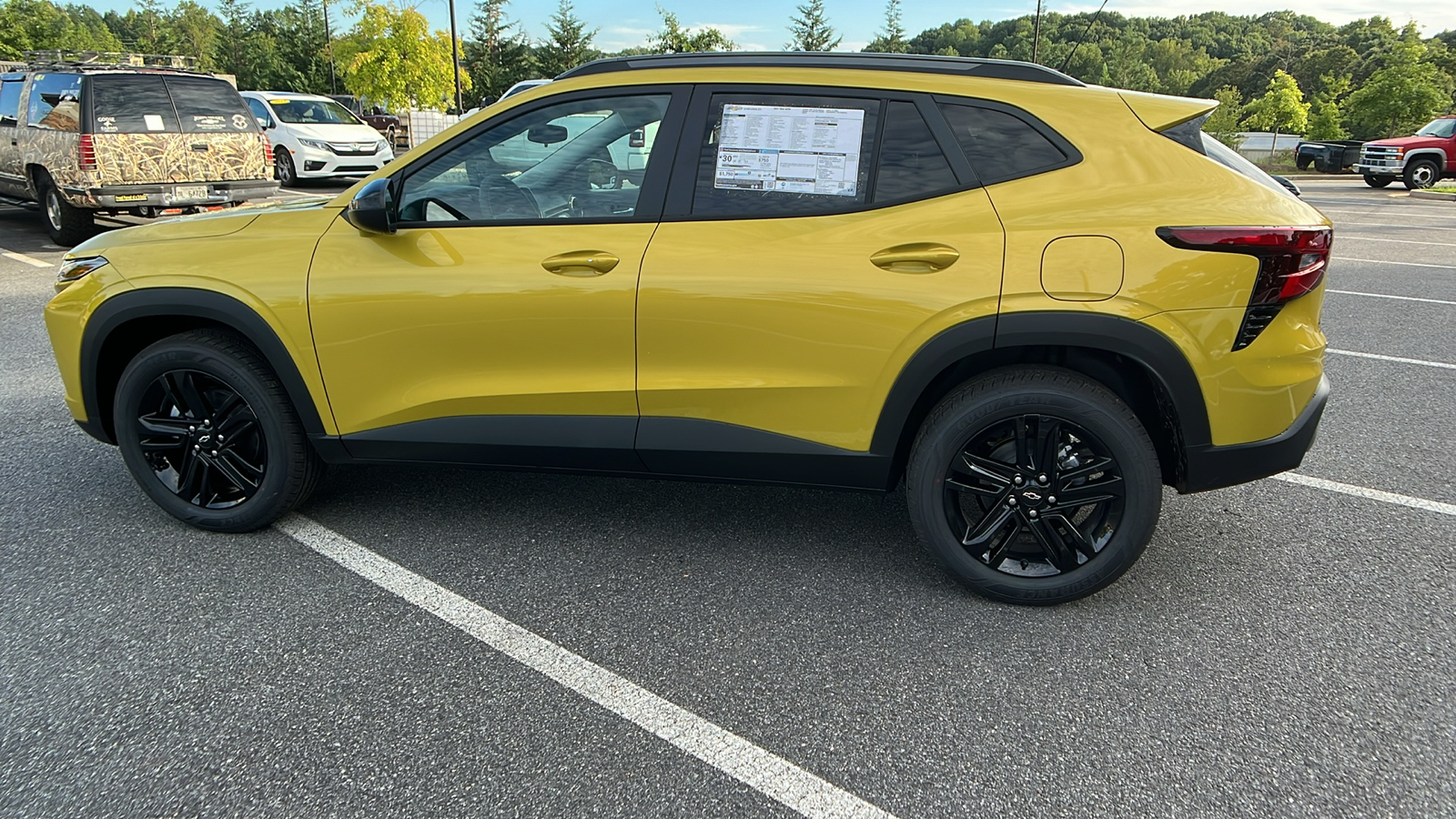 2025 Chevrolet Trax ACTIV 8