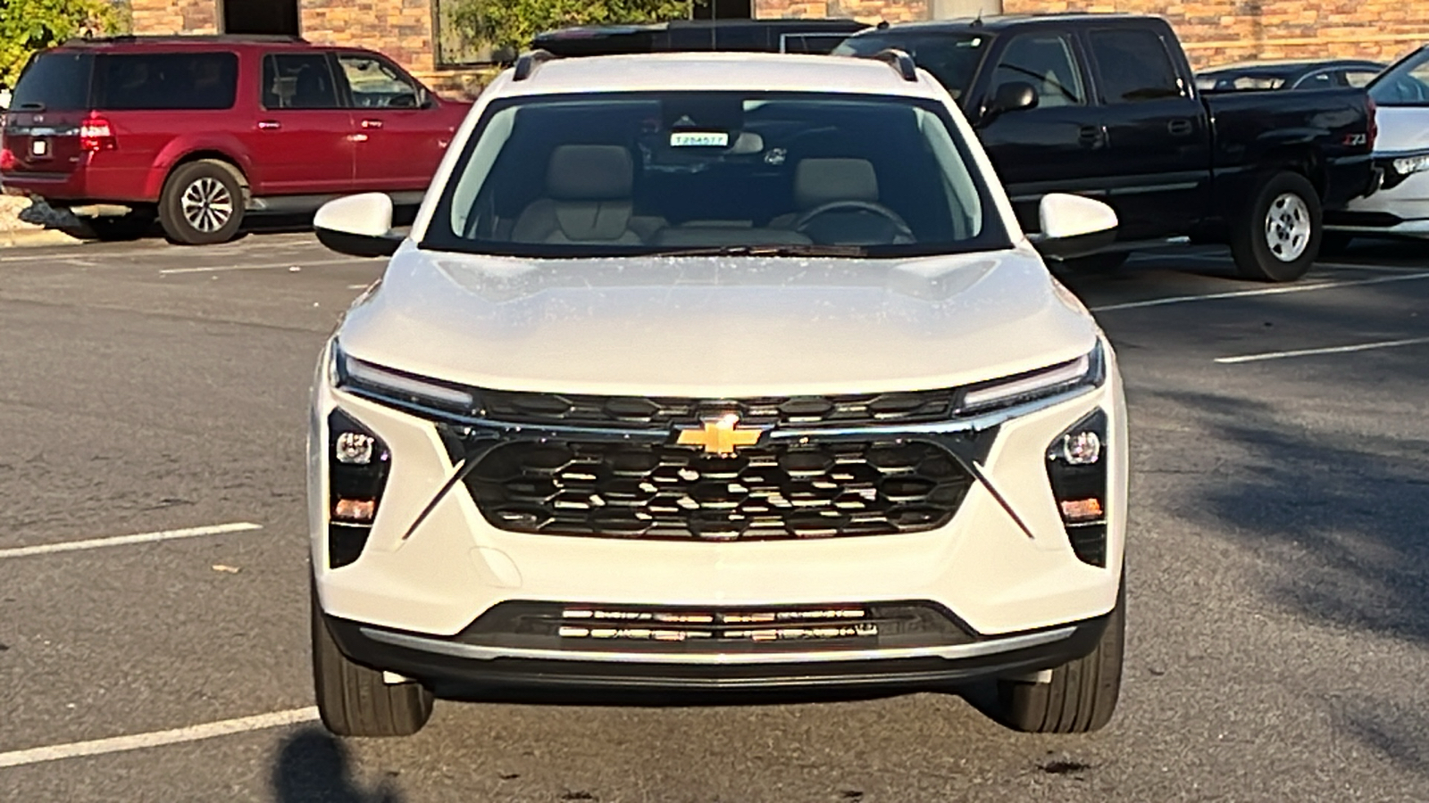 2025 Chevrolet Trax LT 3