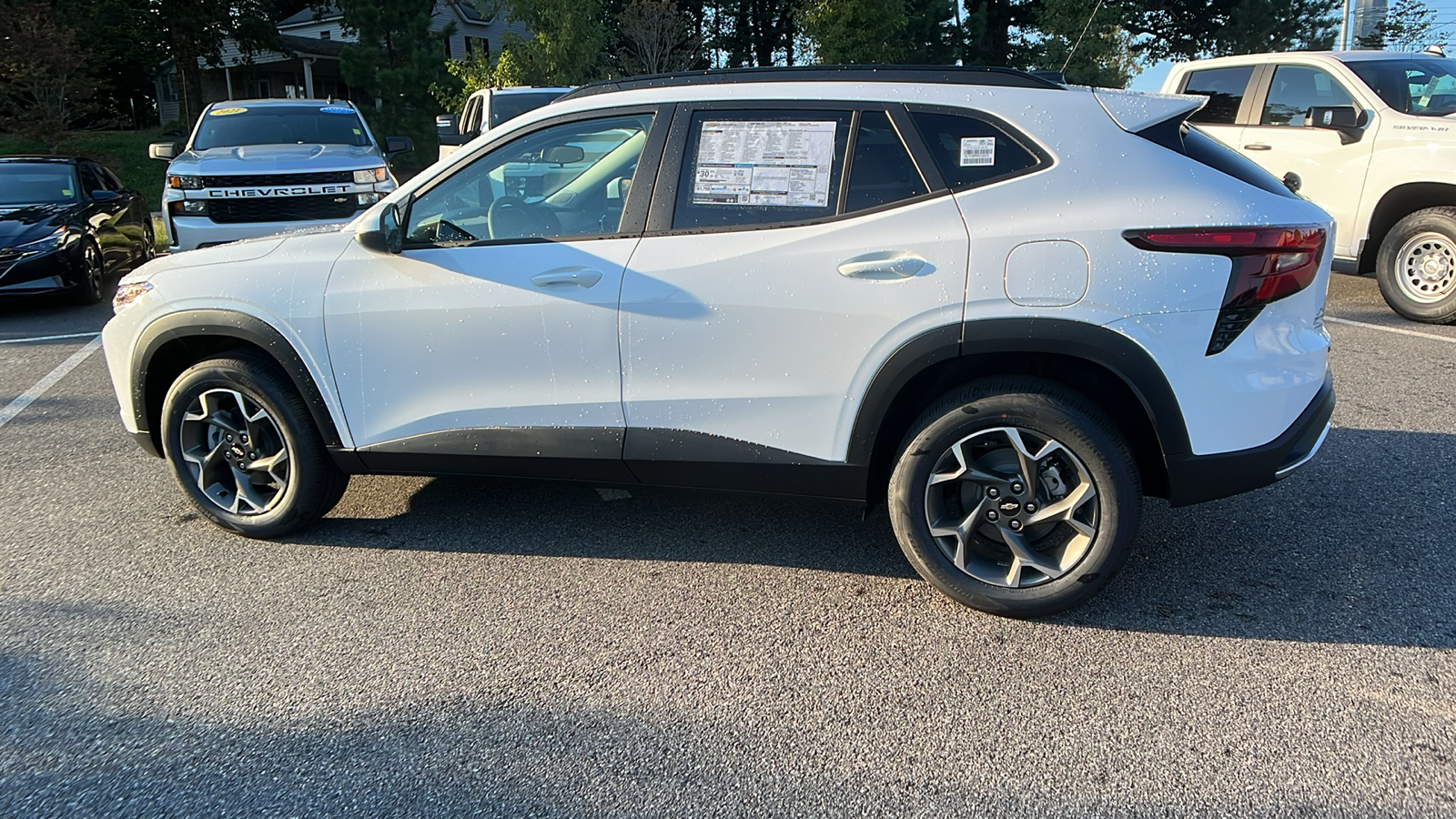 2025 Chevrolet Trax LT 10