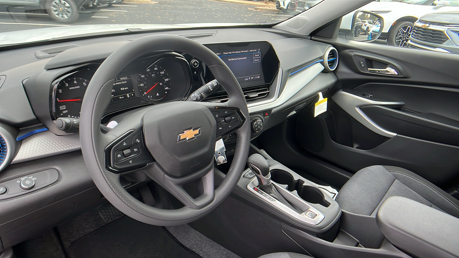 2025 Chevrolet Trax LS 16