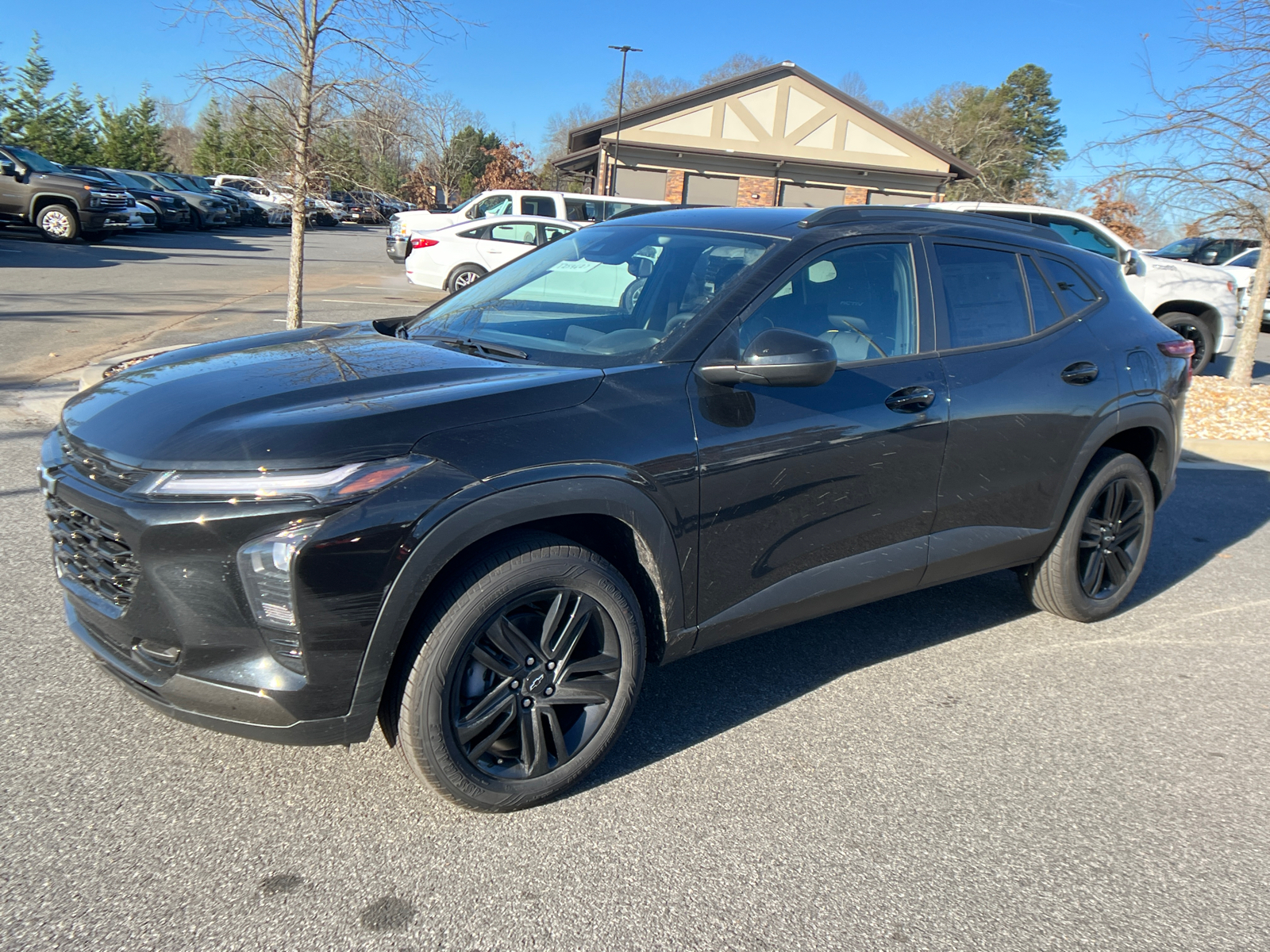 2025 Chevrolet Trax ACTIV 1