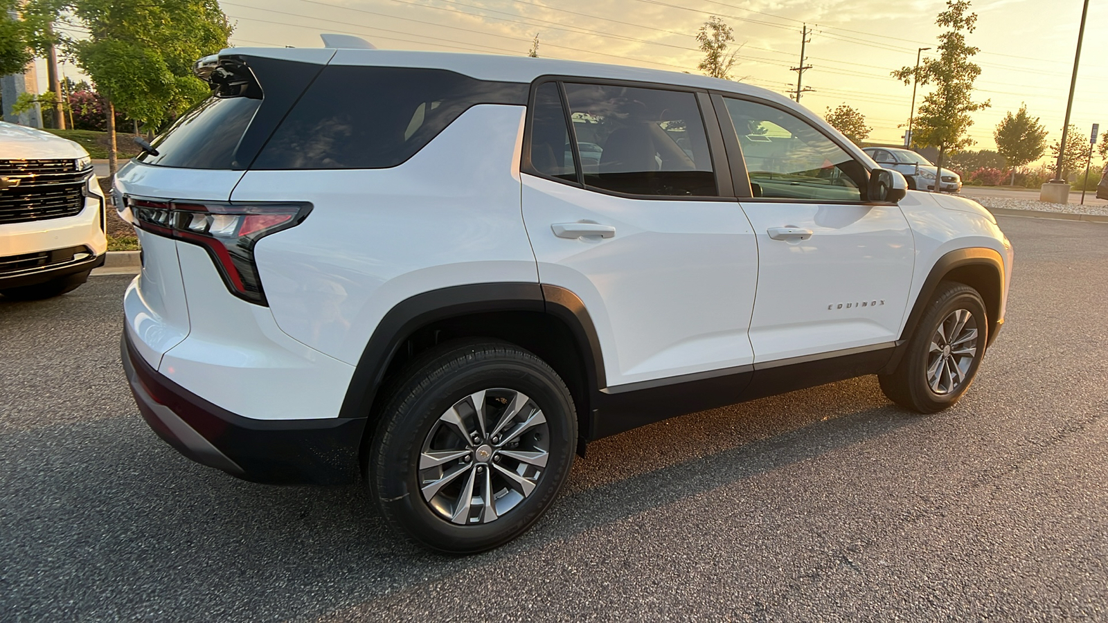 2025 Chevrolet Equinox FWD LT 5