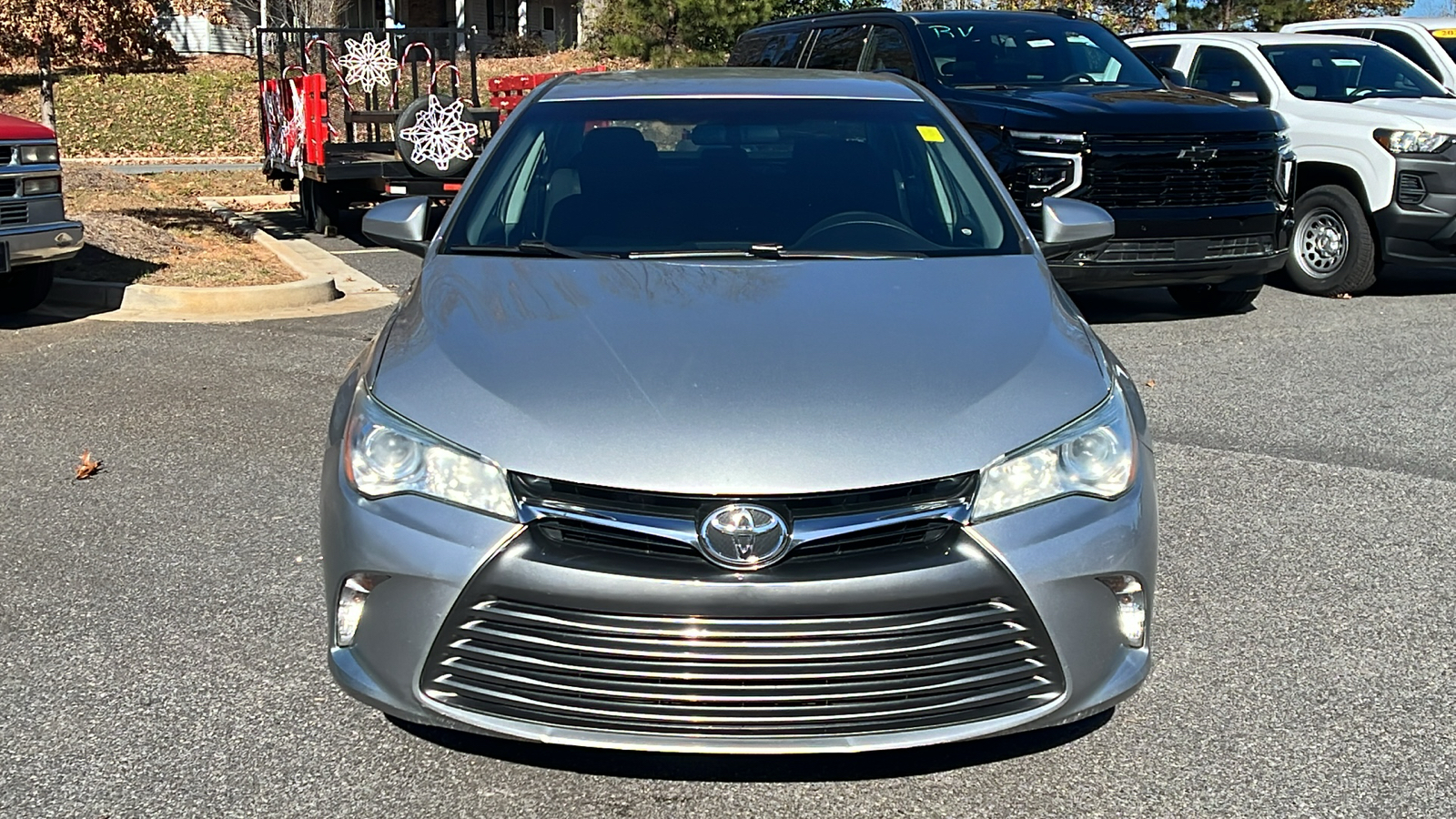 2016 Toyota Camry LE 3