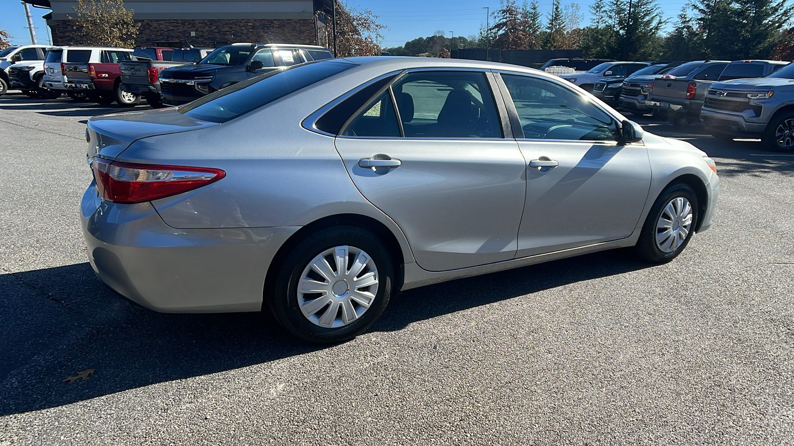 2016 Toyota Camry LE 6