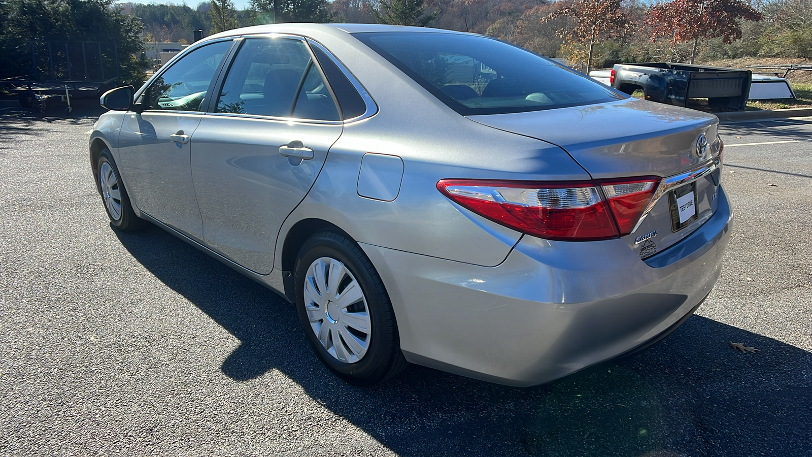 2016 Toyota Camry LE 8