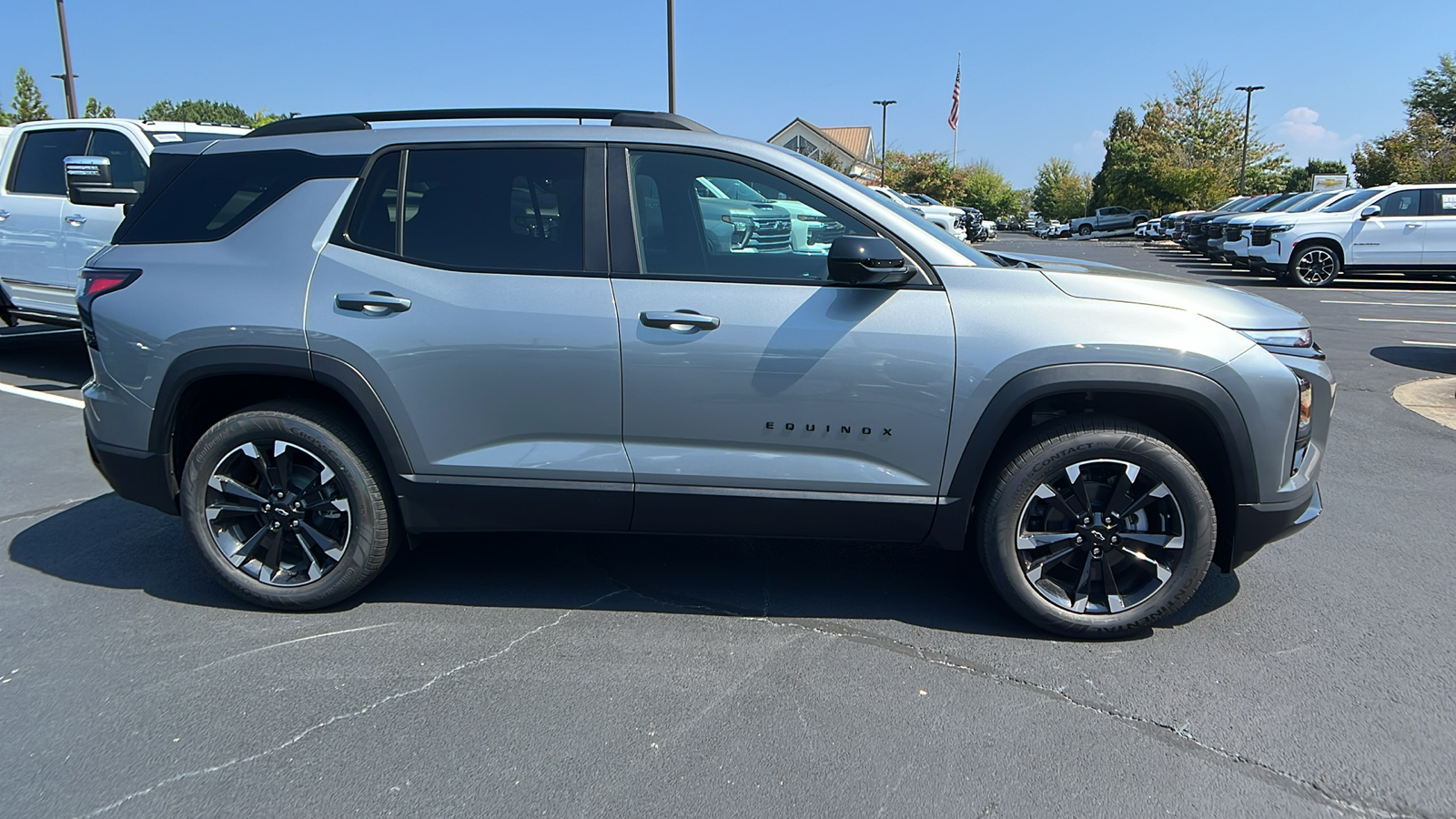 2025 Chevrolet Equinox FWD RS 4