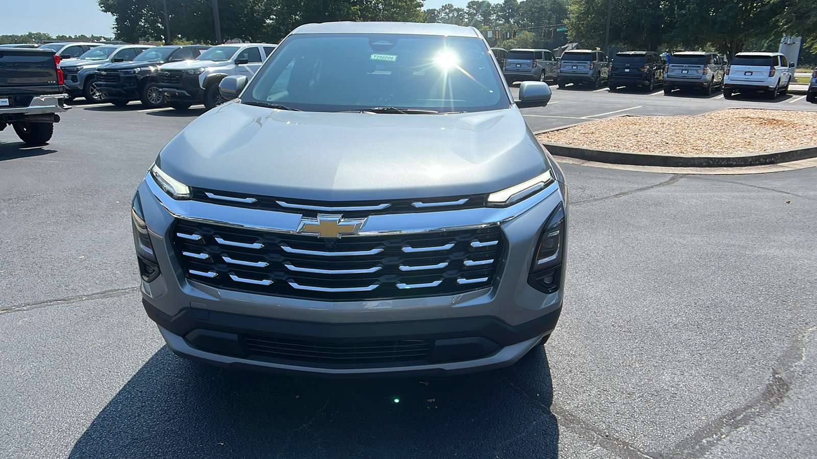 2025 Chevrolet Equinox FWD LT 2