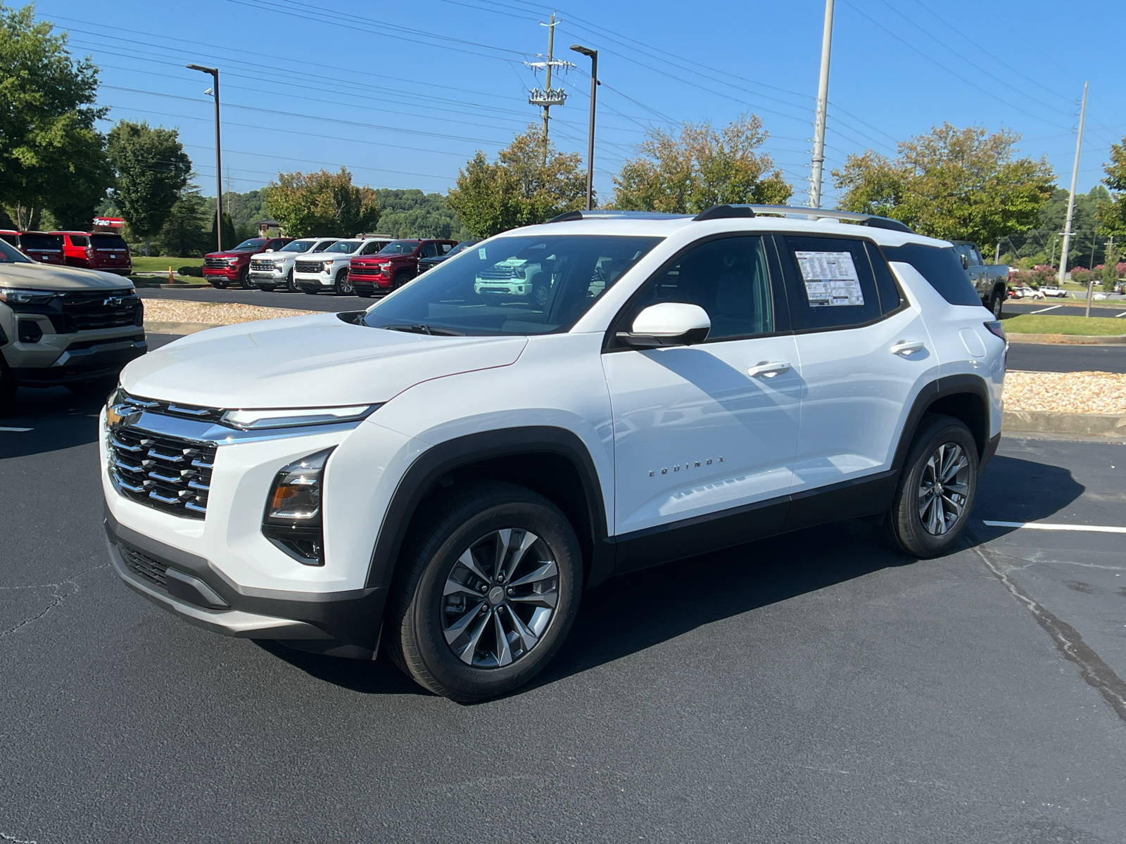 2025 Chevrolet Equinox FWD LT 1