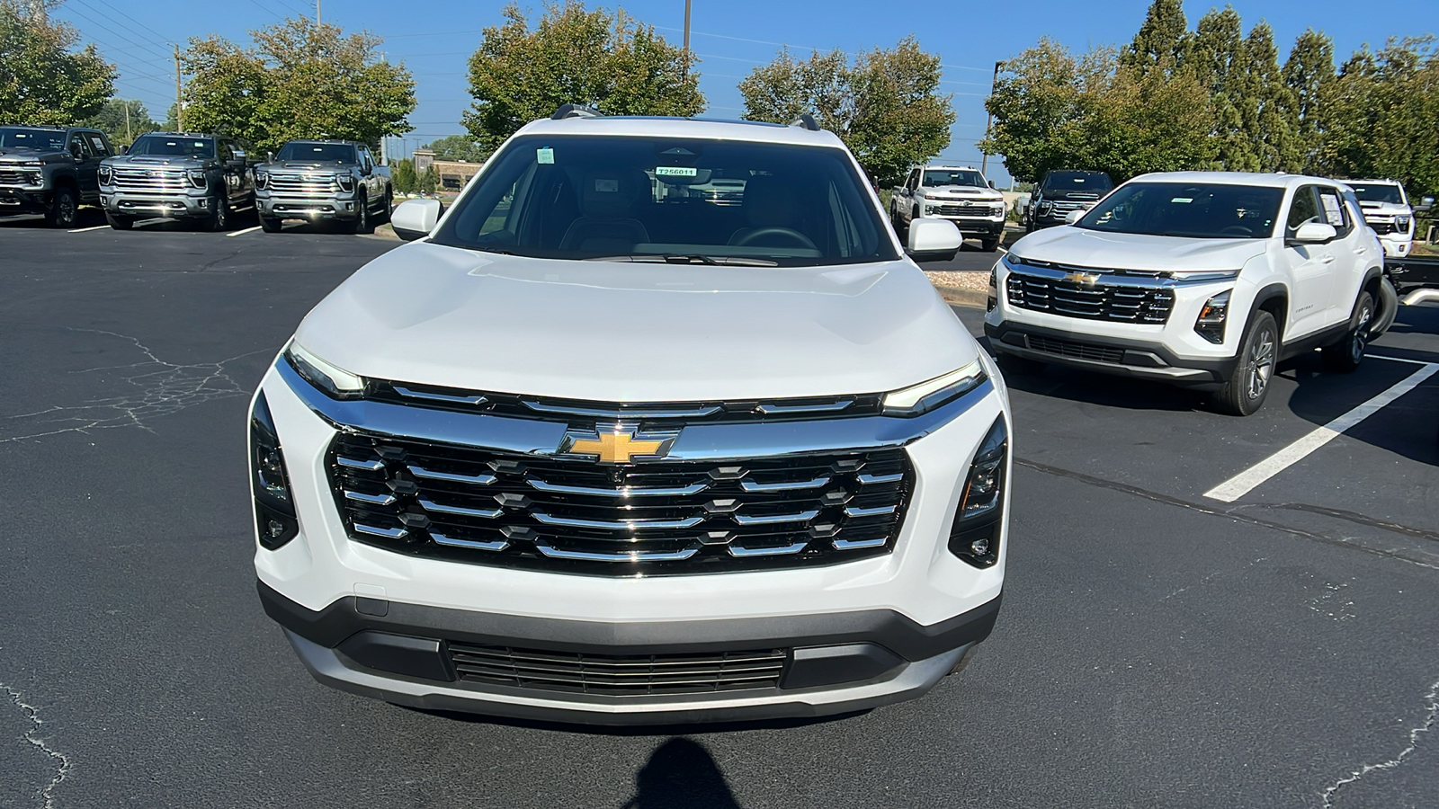 2025 Chevrolet Equinox FWD LT 2