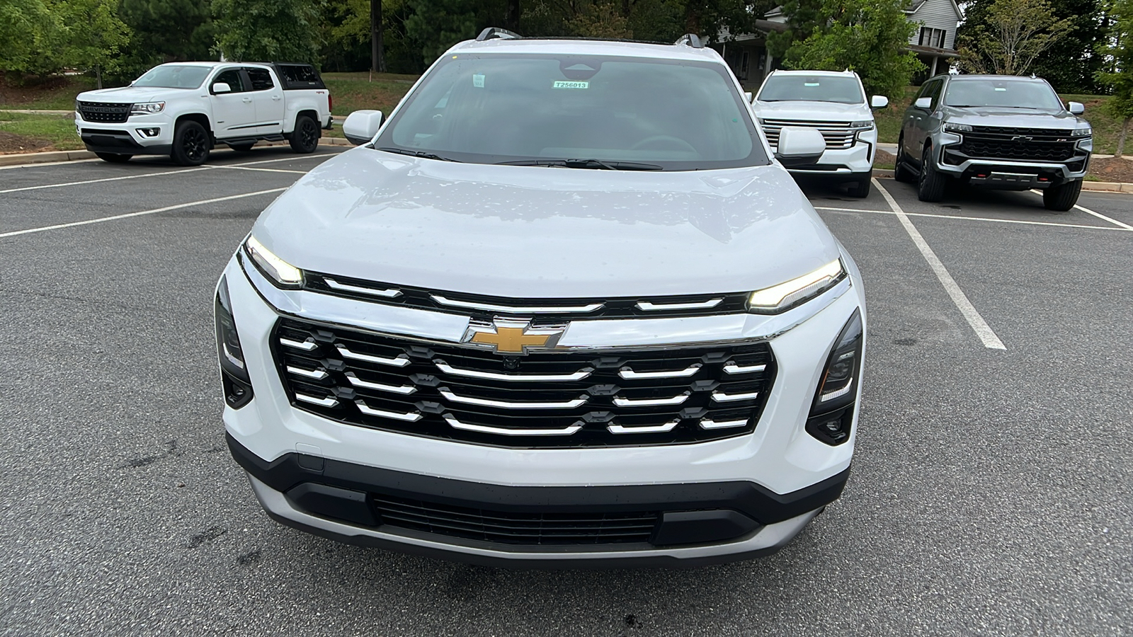 2025 Chevrolet Equinox FWD LT 2