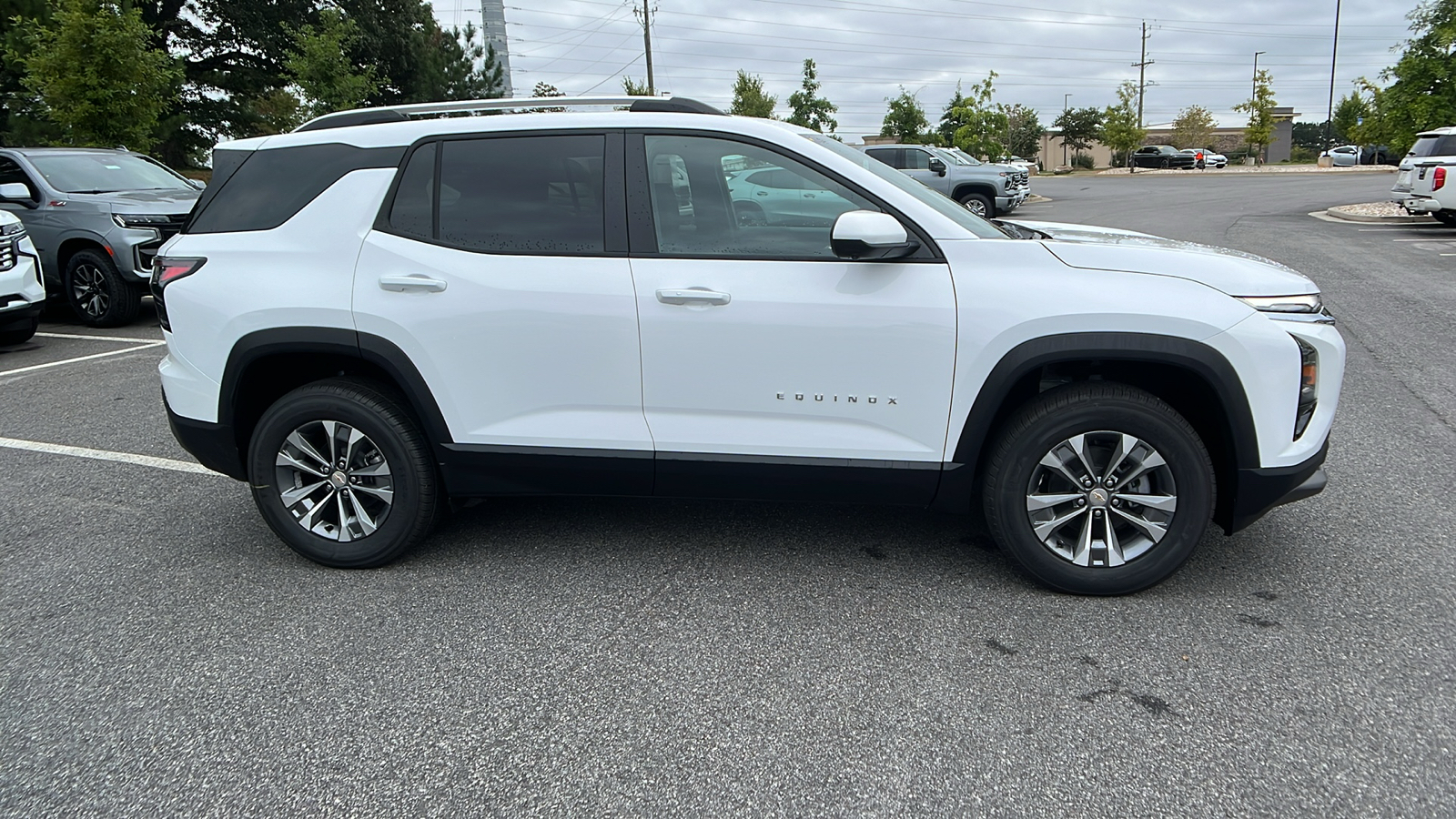 2025 Chevrolet Equinox FWD LT 4