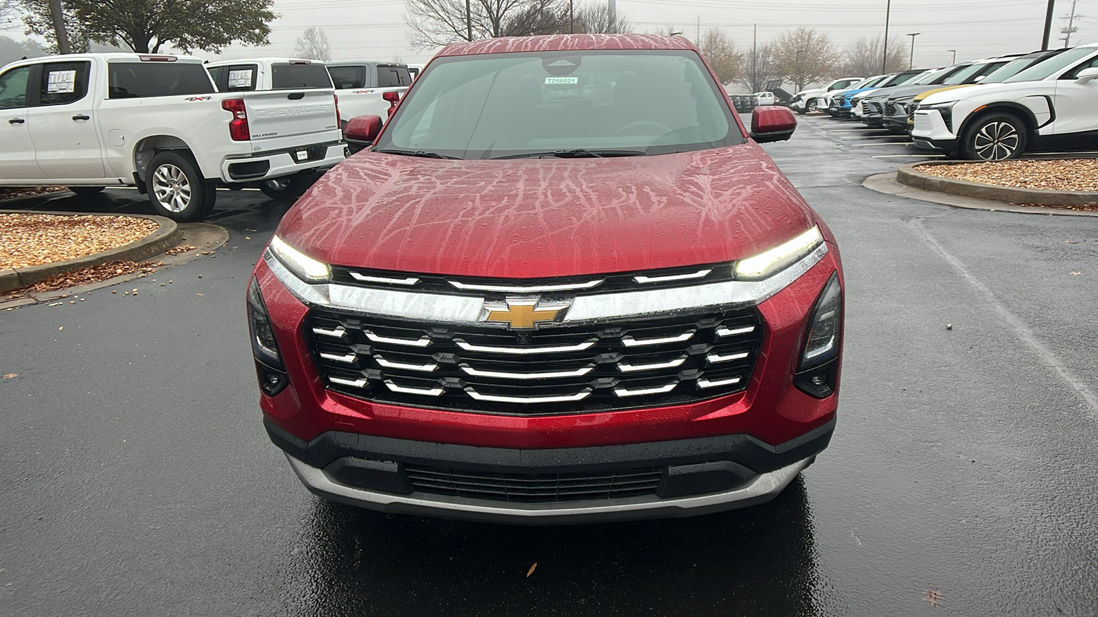 2025 Chevrolet Equinox FWD LT 2