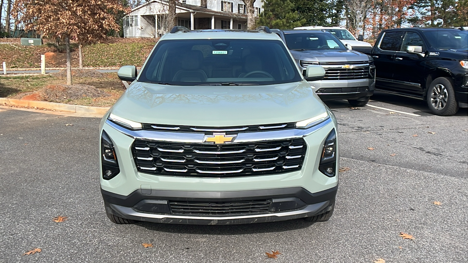 2025 Chevrolet Equinox AWD LT 2